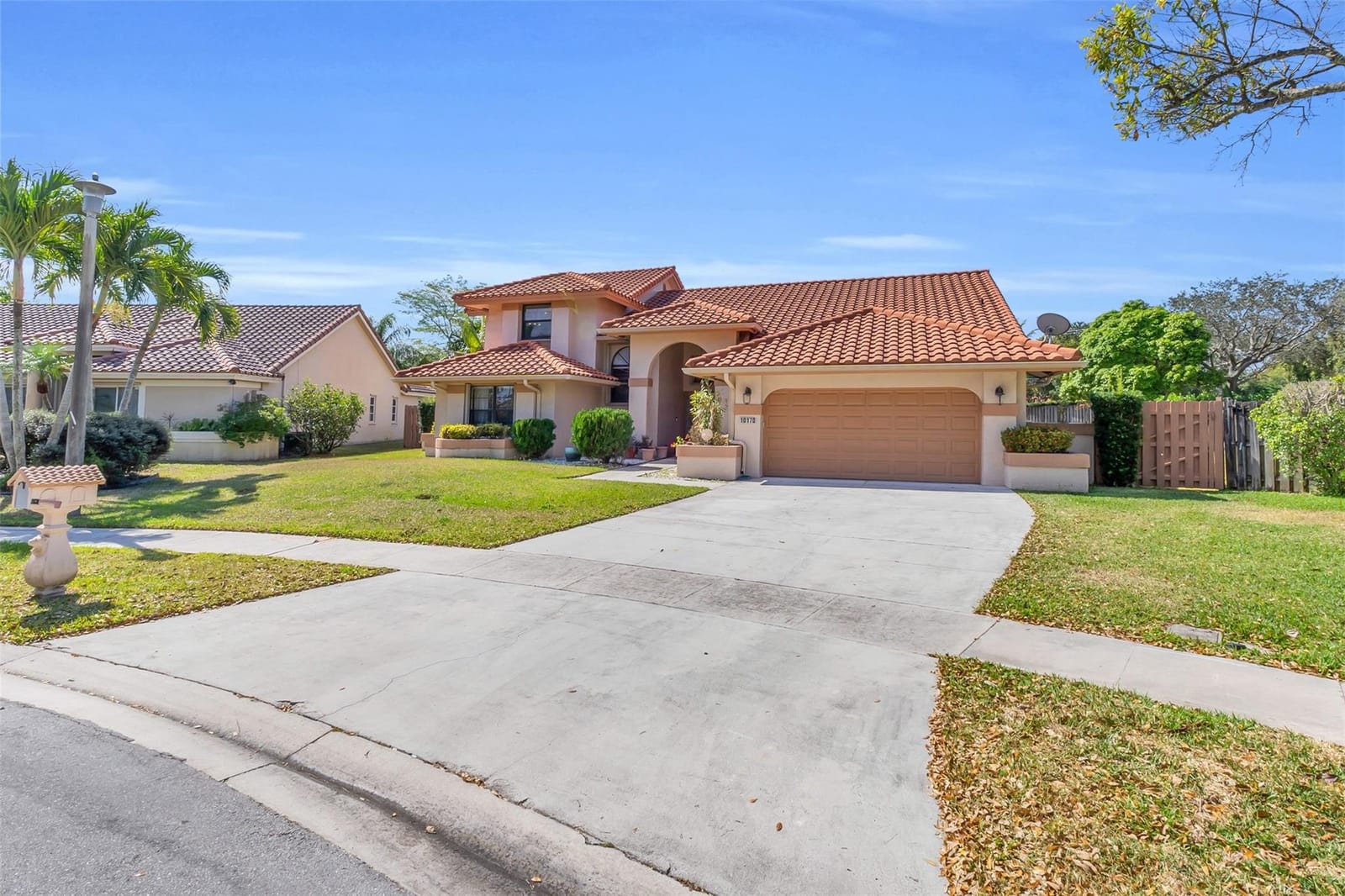 10170 NW 10th Street — photo 6