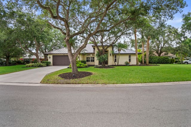 721 SW Lighthouse Drive, sold in Harbour Pointe, Palm City, FL