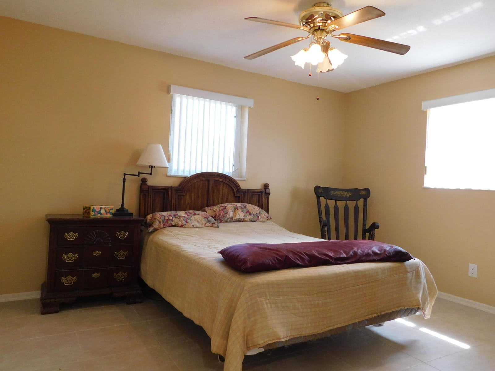 625 NE Larkspur Lane — photo 11