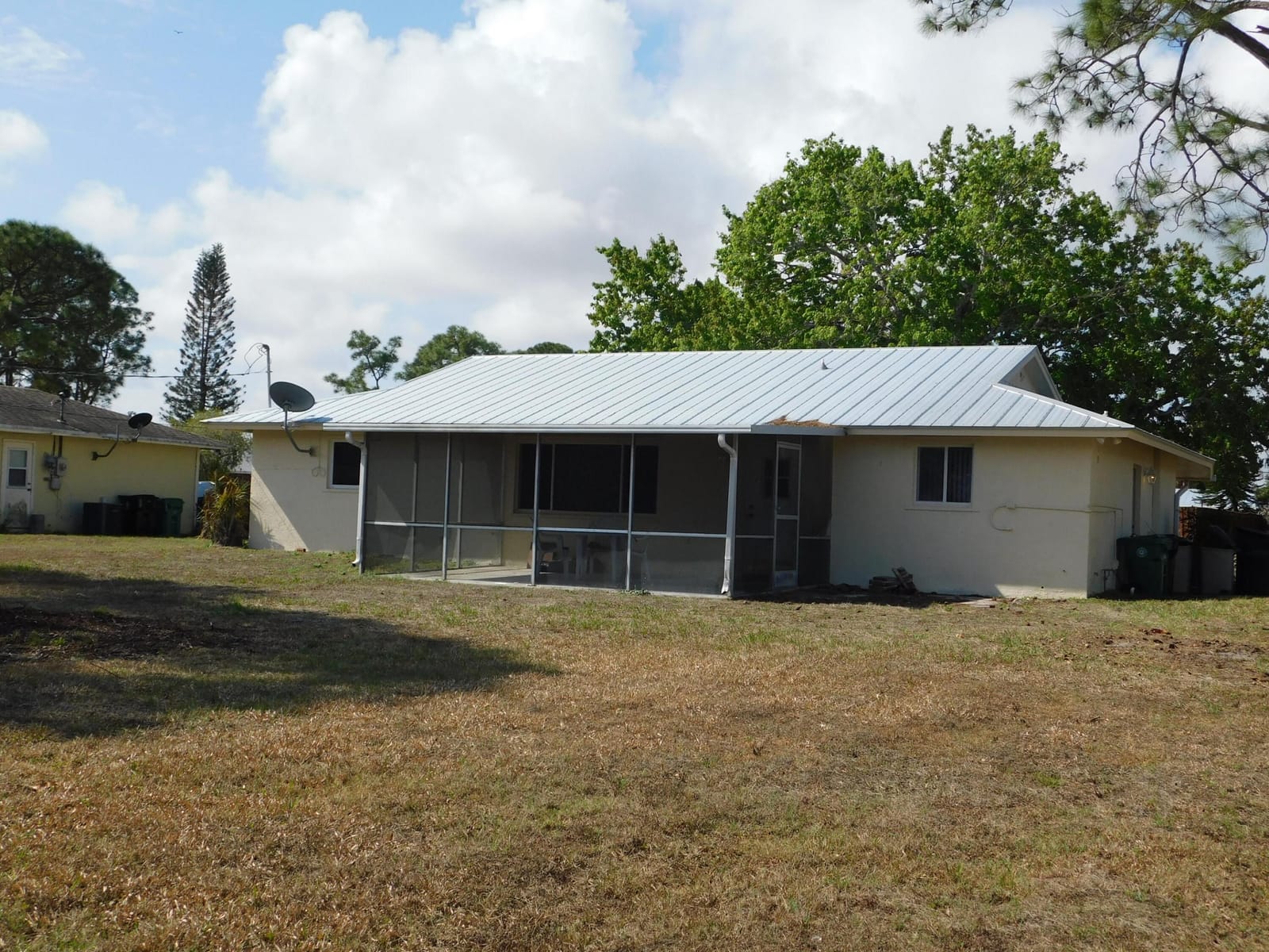 625 NE Larkspur Lane, Port St. Lucie, FL 34983 photo 19
