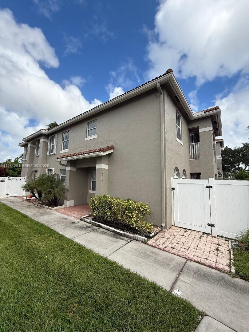 12637 SW 54th Street, Miramar, FL 33027 photo 2