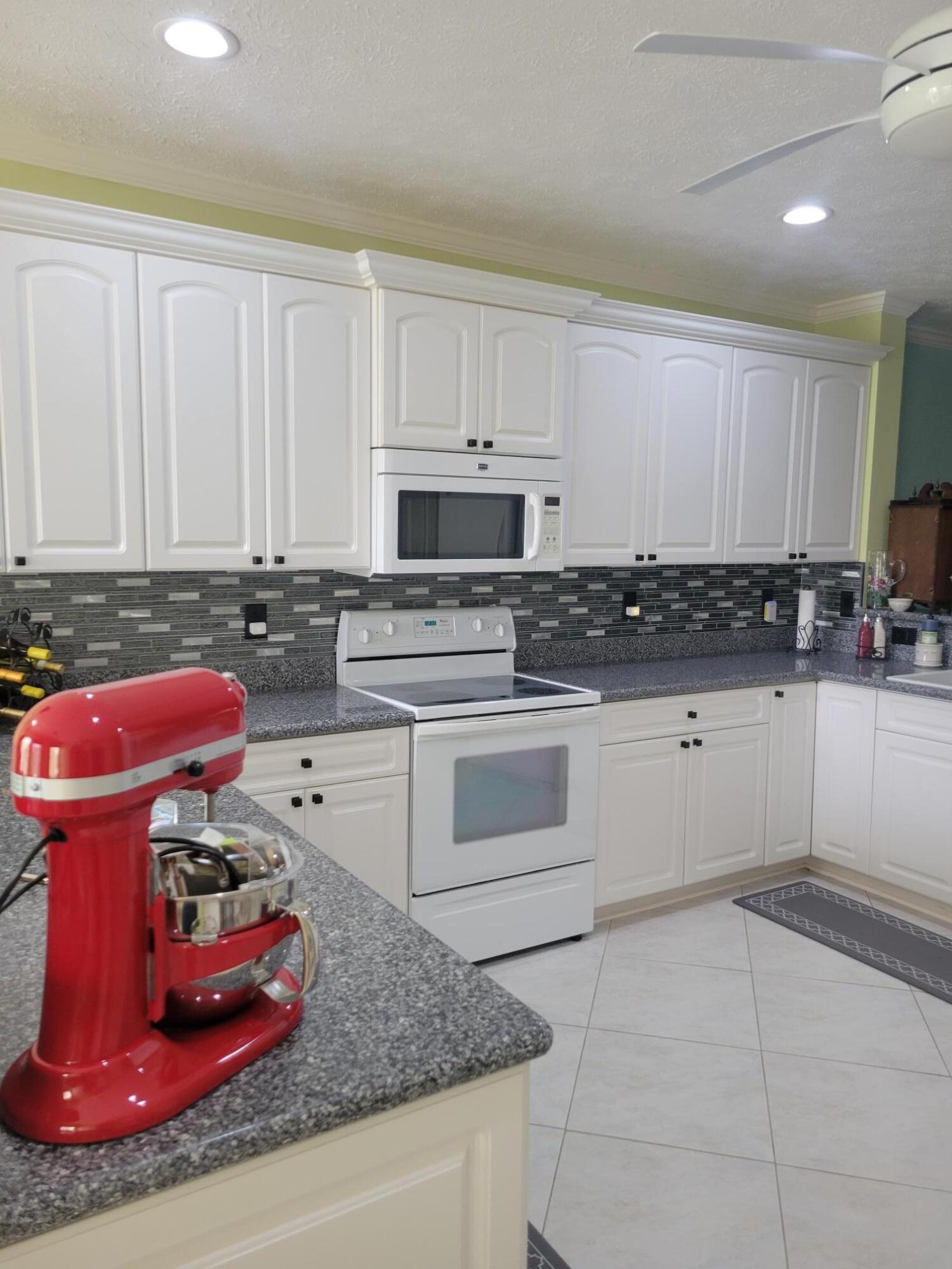 2185 SE Wild Meadow Circle — photo 8