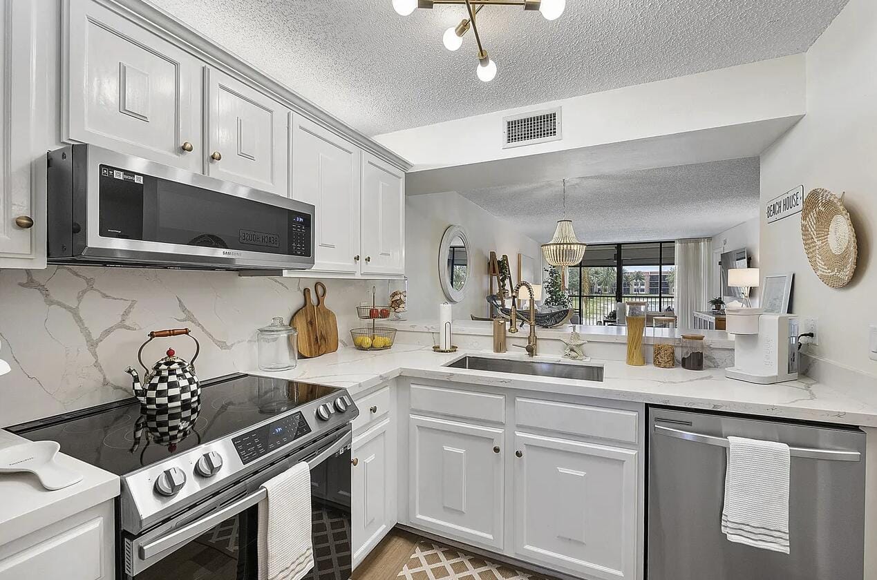 5722 Coral Lake Drive 210, Margate, FL 33063 photo 9