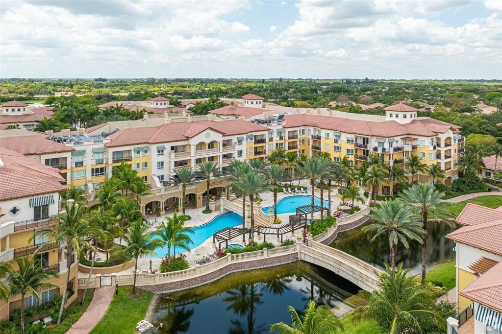 16102 Emerald Estates Drive 325, Weston, FL 33331 photo 2