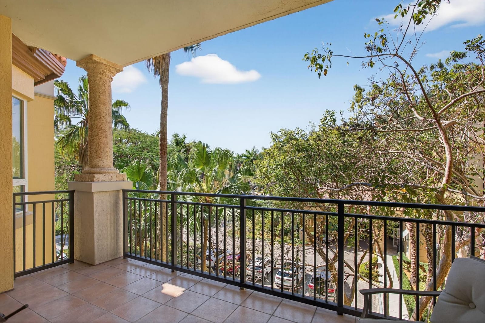16102 Emerald Estates Drive 325, Weston, FL 33331 photo 6