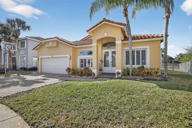4301 Diamond Row, sold in Sapphire Pointe - Diamond, Weston, FL