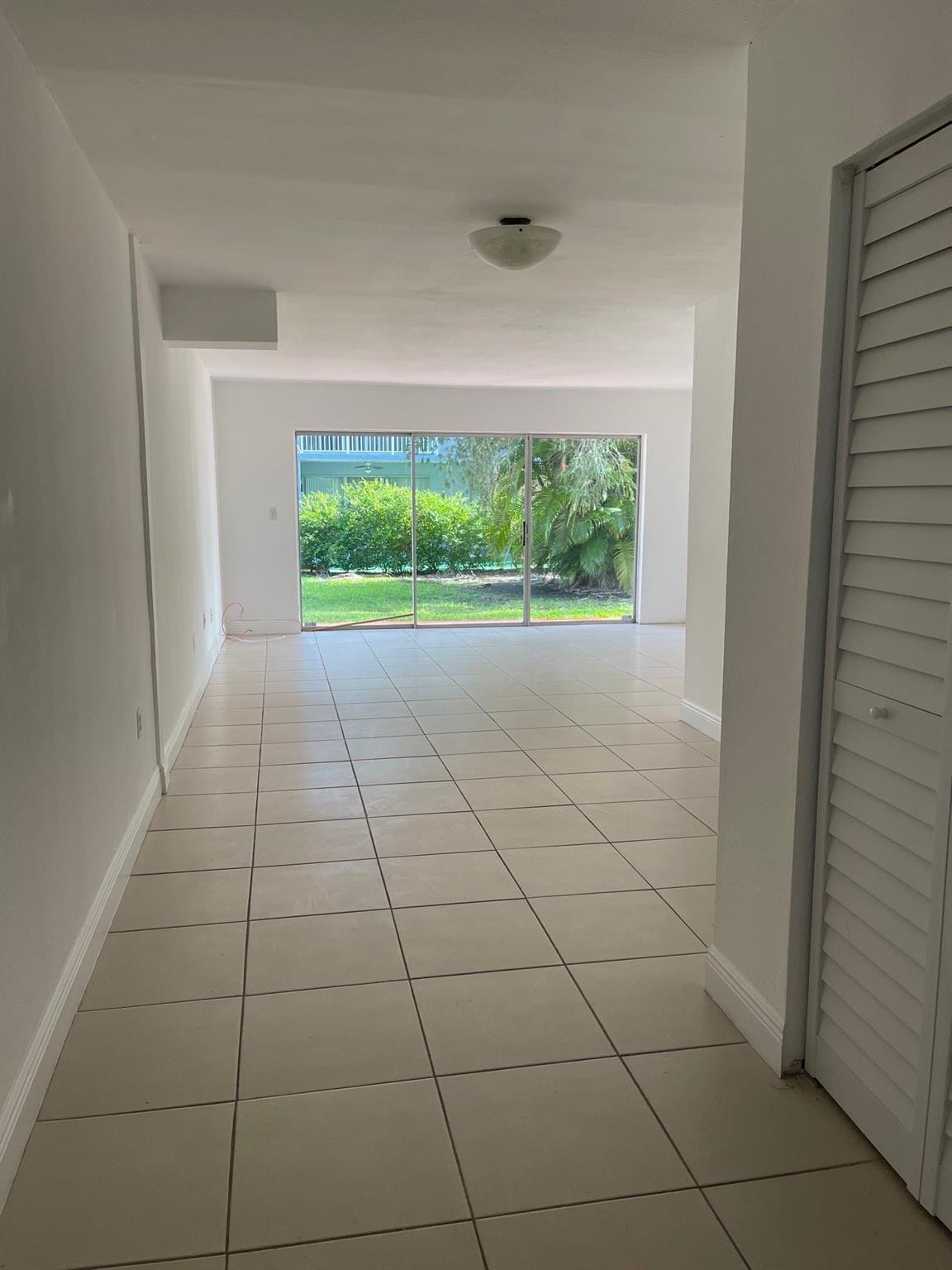 9365 Fontainebleau Boulevard E117 — photo 11