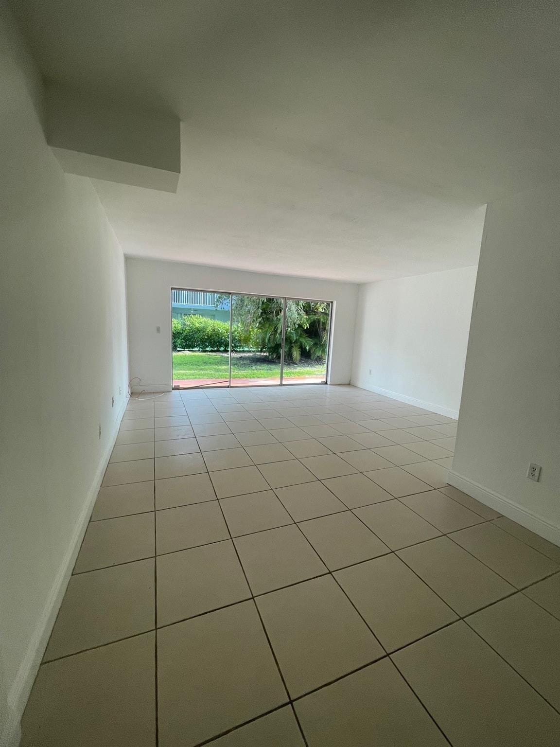 9365 Fontainebleau Boulevard E117 — photo 12