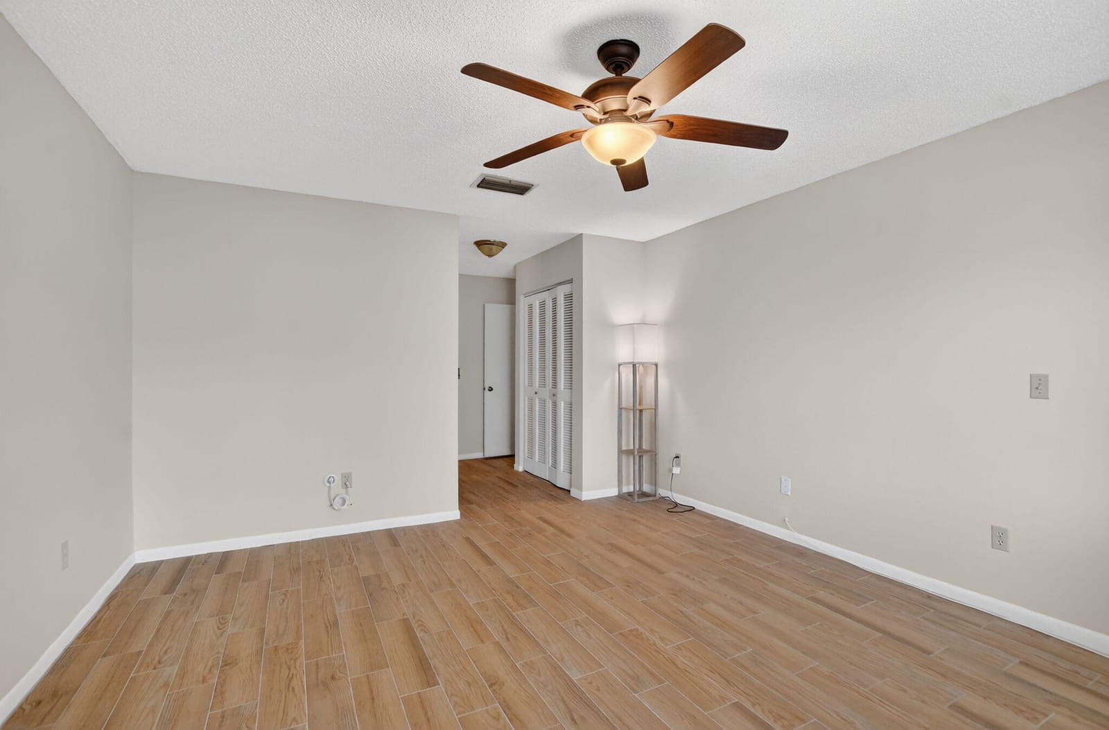 21699 Cypress Road F, Boca Raton, FL 33433 photo 14