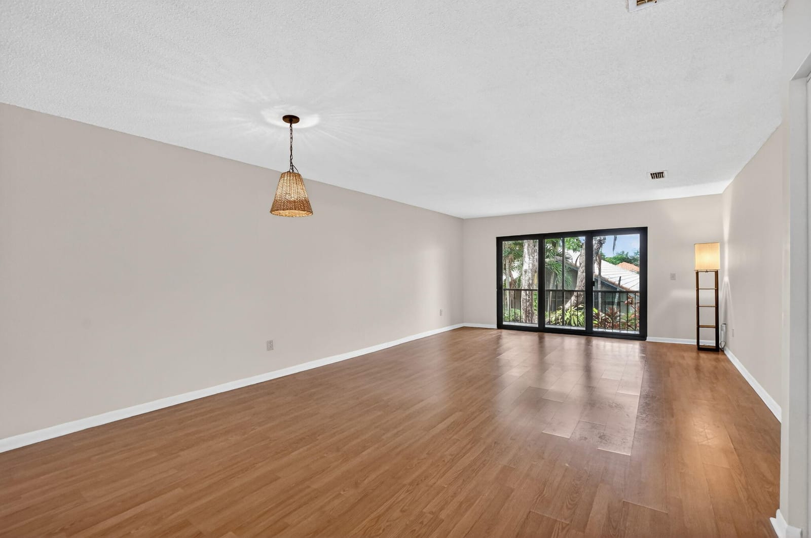 21699 Cypress Road F, Boca Raton, FL 33433 photo 4