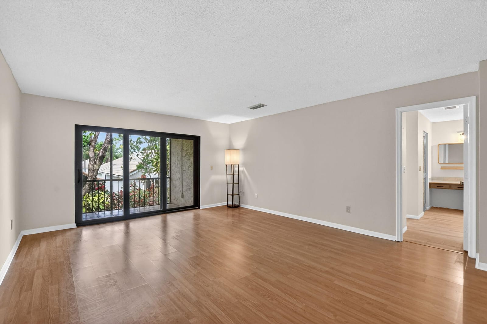 21699 Cypress Road F, Boca Raton, FL 33433 photo 6
