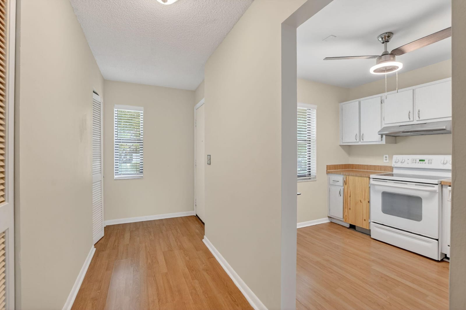 21699 Cypress Road F, Boca Raton, FL 33433 photo 9