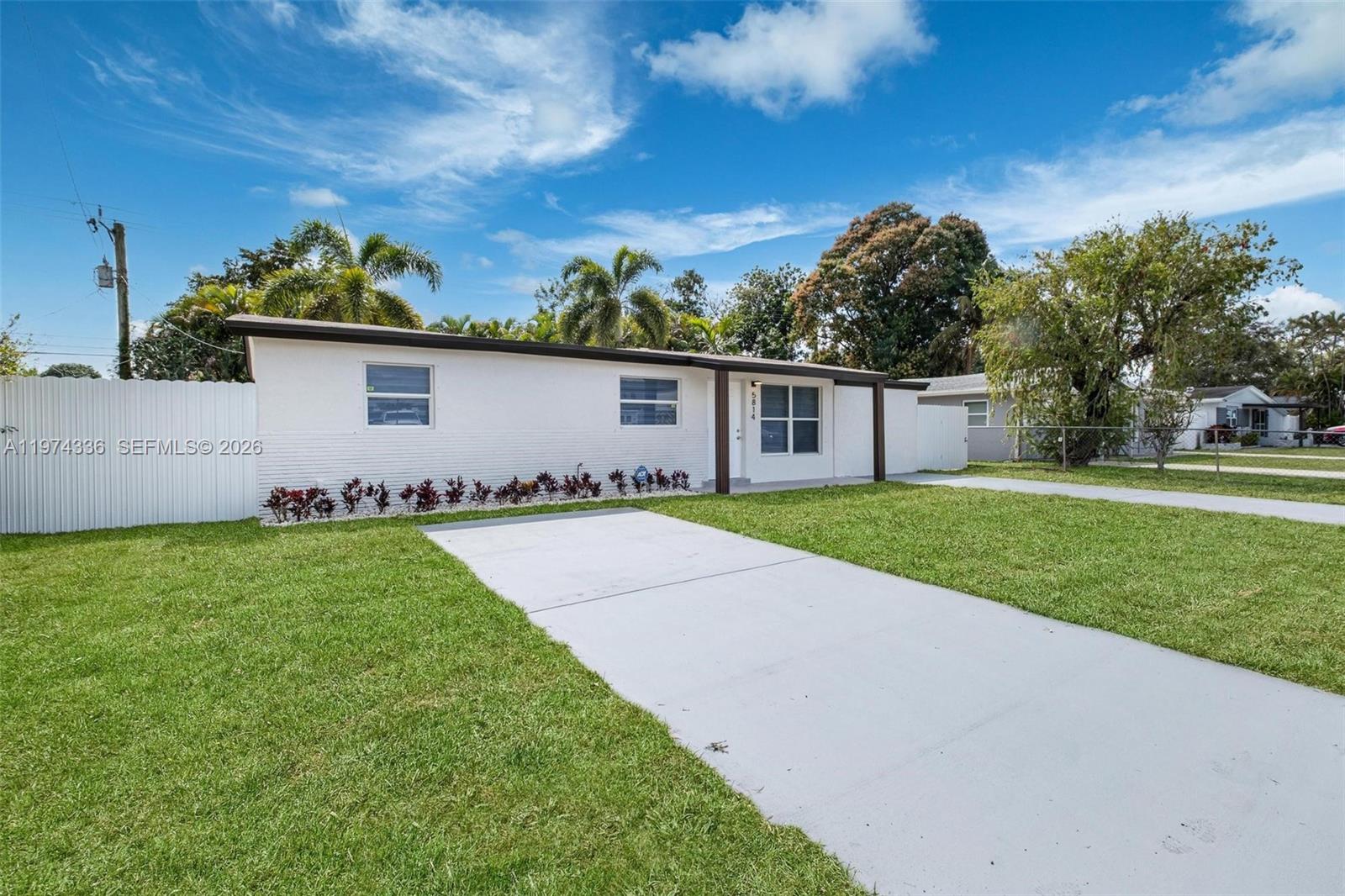 5814 Atlanta Street, Hollywood, FL 33021, Hollywood