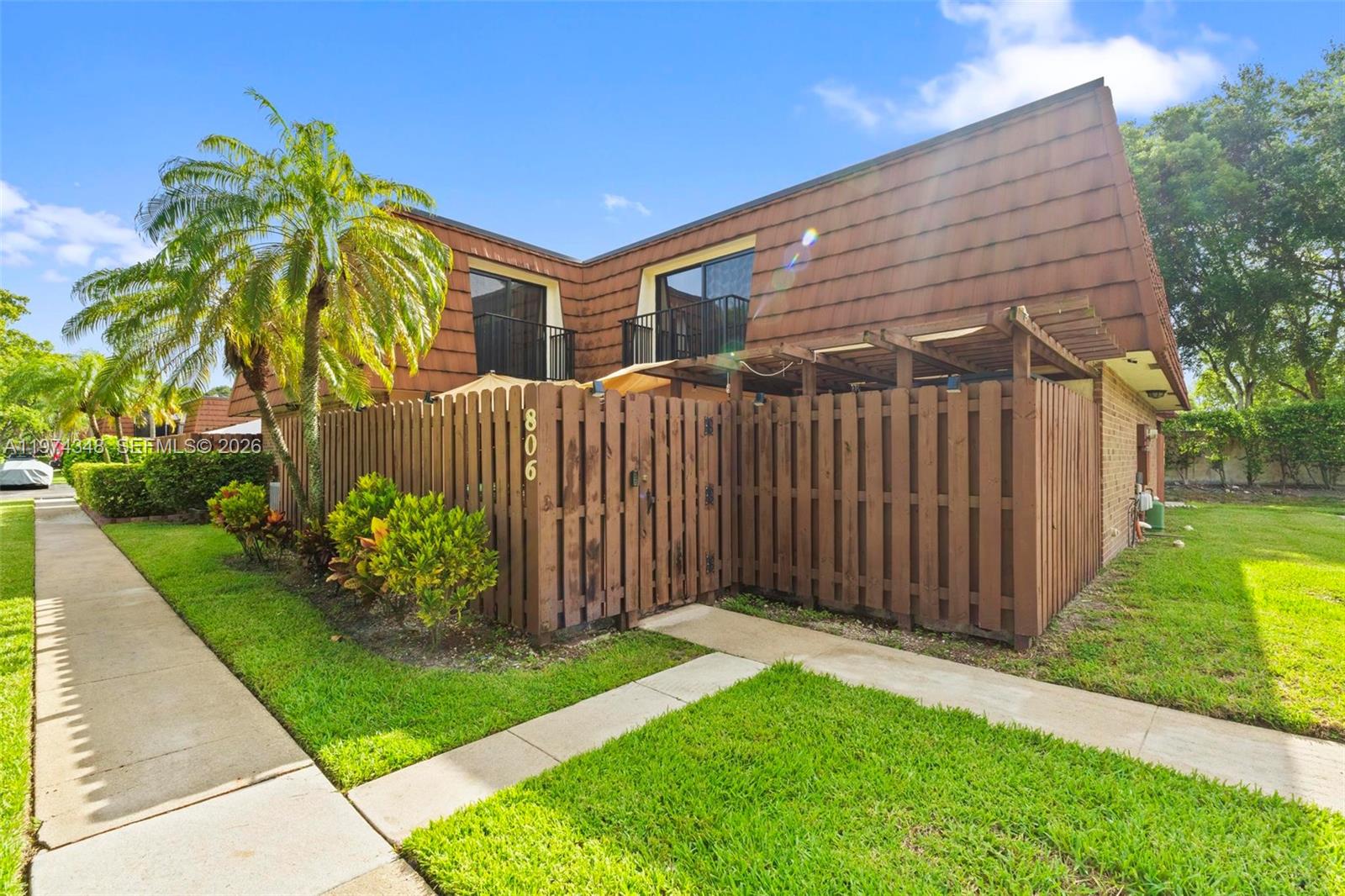 806 SW 119th Way, Davie, FL 33325, Davie