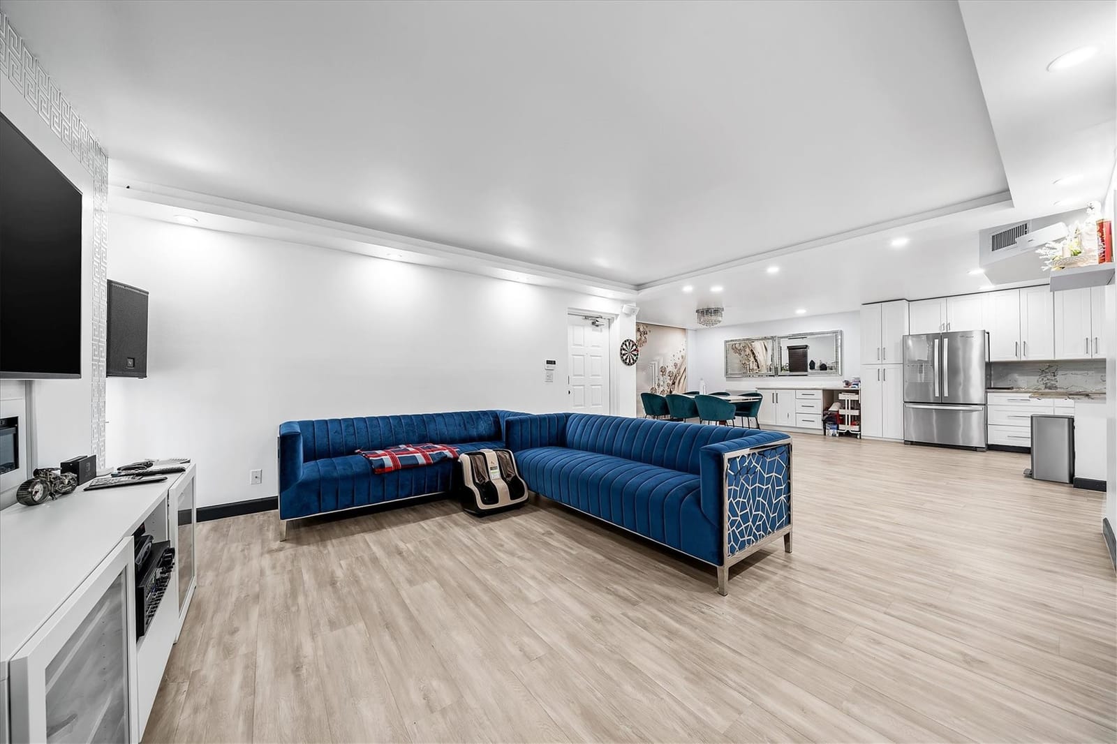 13790 Oneida Drive B1 — photo 4