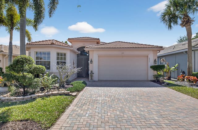 8270 Azure Coast Boulevard, Lake Worth, FL 33467