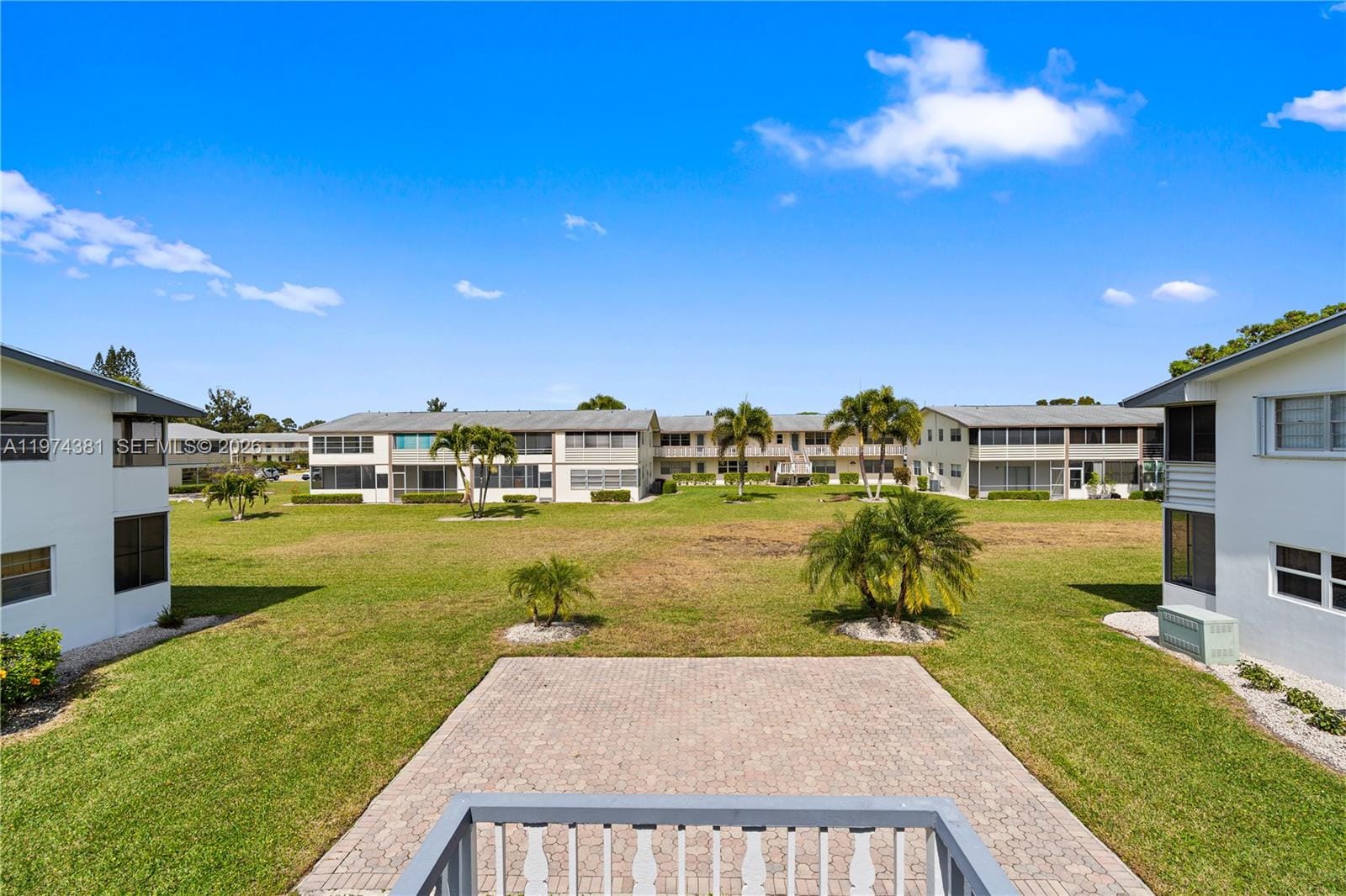 237 Camden J 237 237, West Palm Beach, FL 33417 photo 23