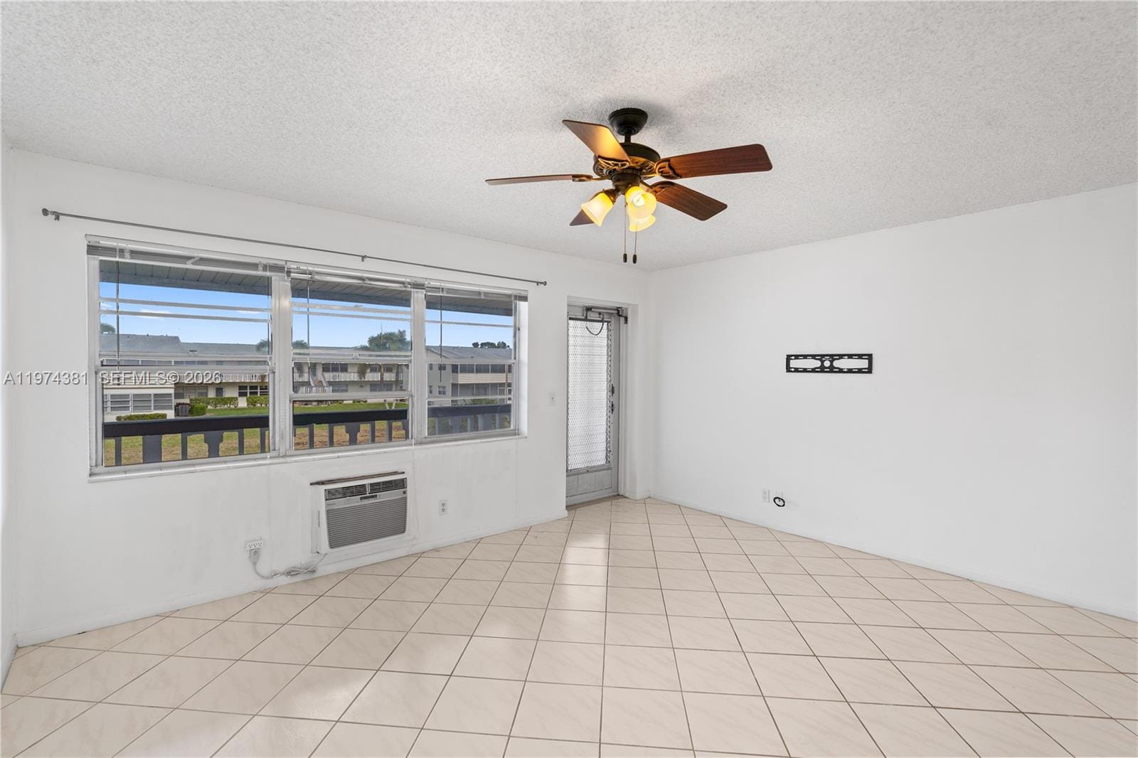 237 Camden J 237 237, West Palm Beach, FL 33417 photo 25