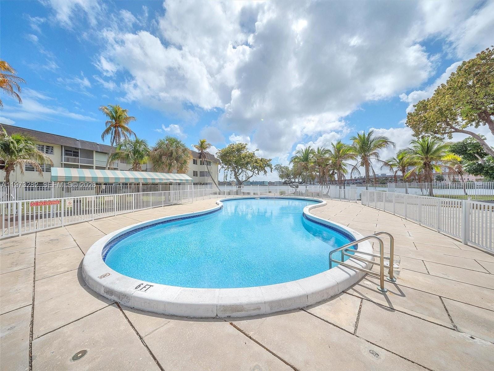 1530 NE 191st Street 306, Miami, FL 33179 photo 15