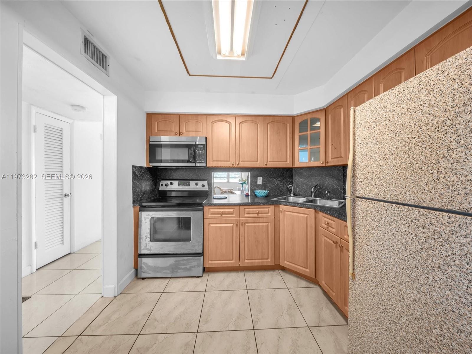 1530 NE 191st Street 306, Miami, FL 33179 photo 10