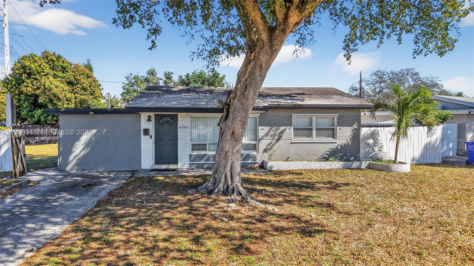 6791 Scott Street, Hollywood, FL 33024 photo 2