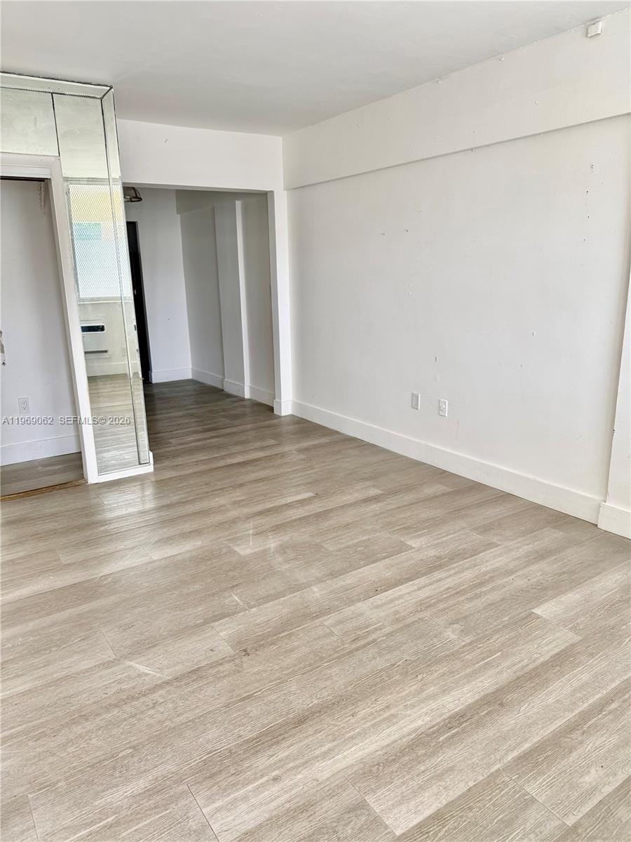 900 Euclid Avenue 10 — photo 5