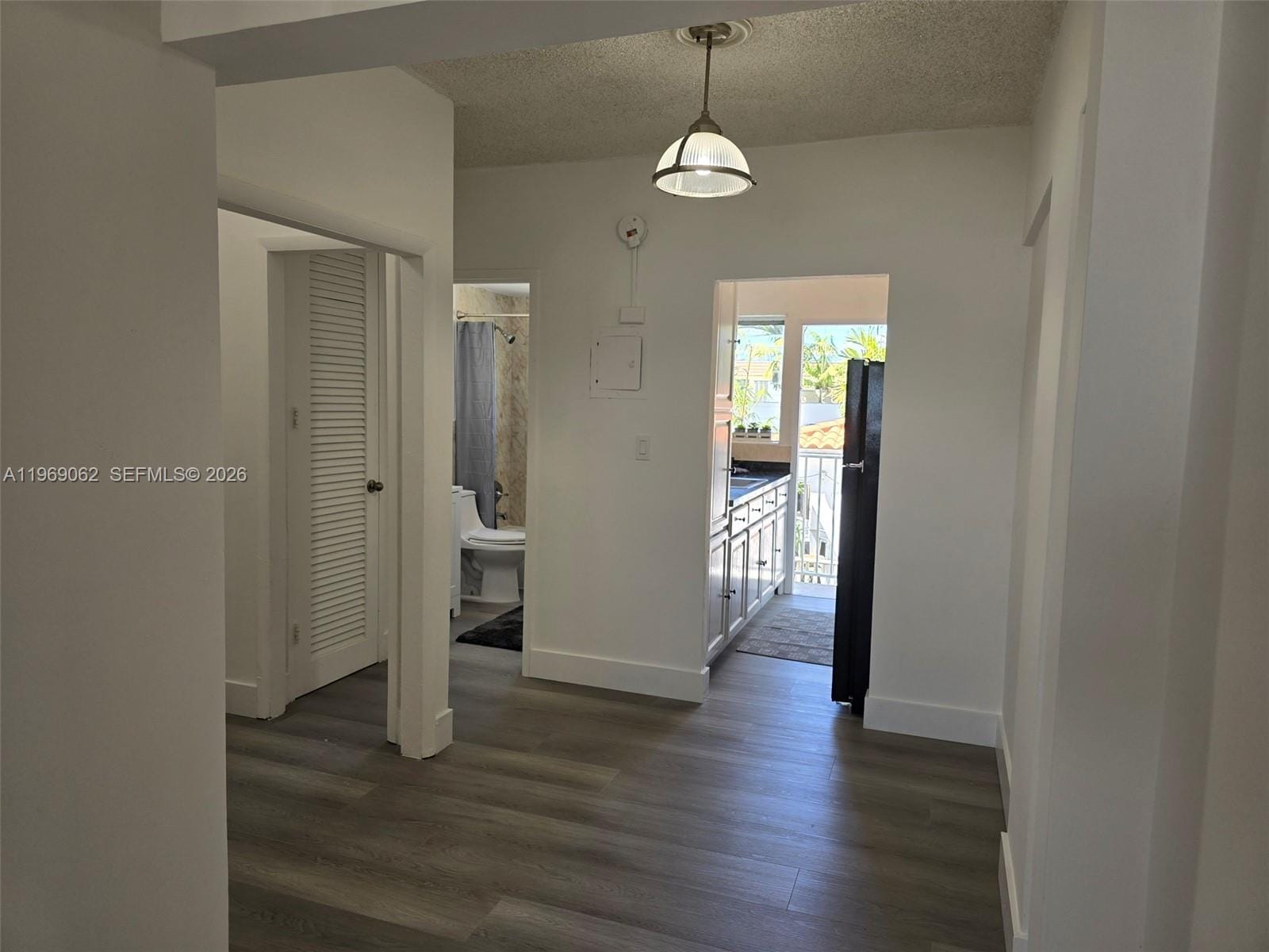 900 Euclid Avenue 10 — photo 8