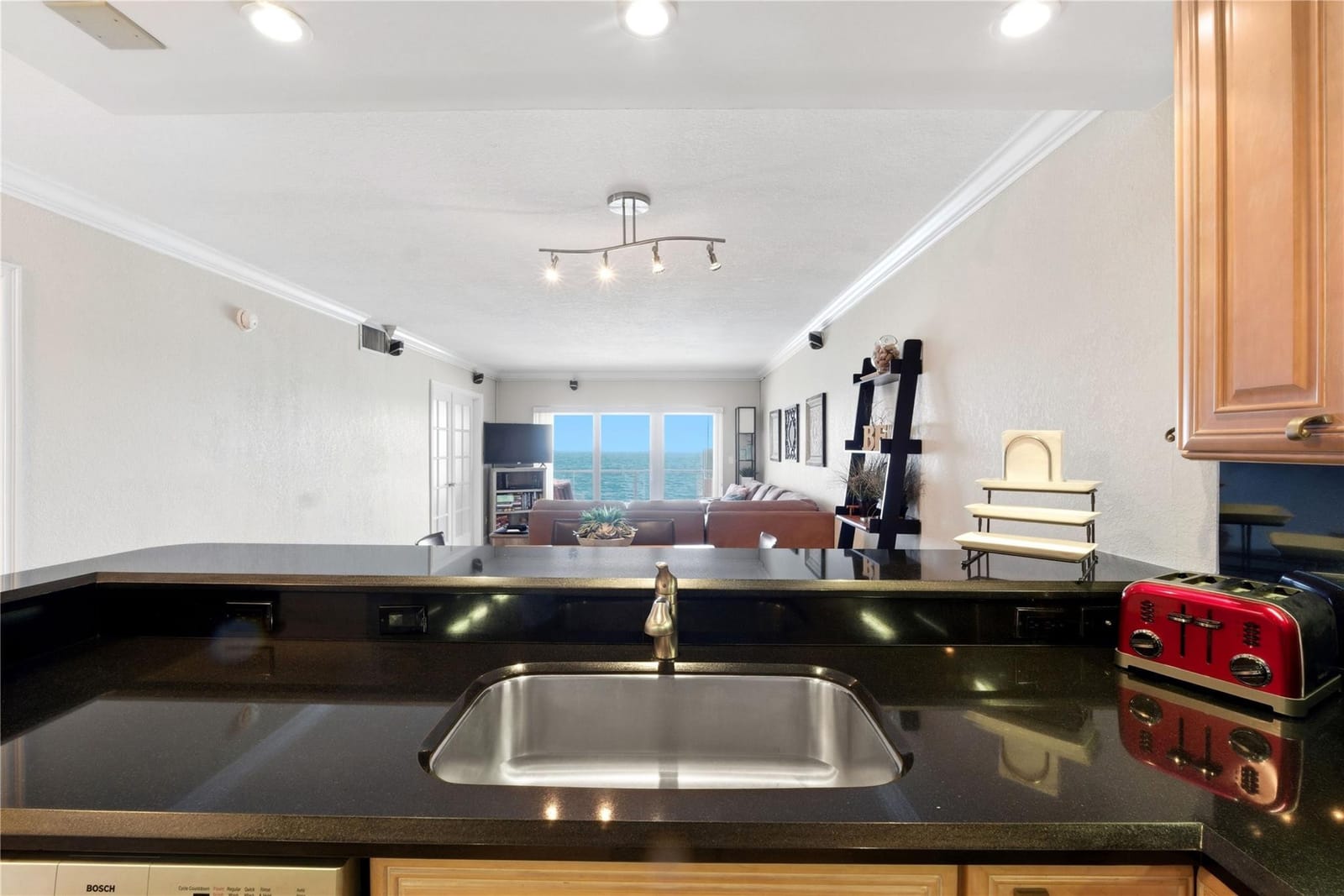 1500 S Ocean Boulevard 604, Lauderdale-By-The-Sea, FL 33062 photo 8