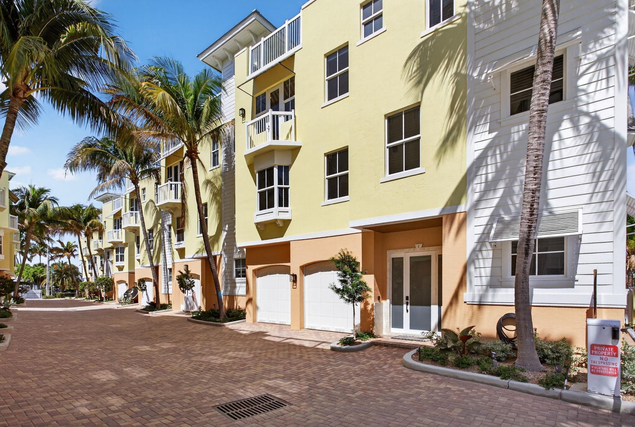 4332 Seagrape Drive 7, Lauderdale-By-The-Sea, FL 33308, Lauderdale By The Sea
