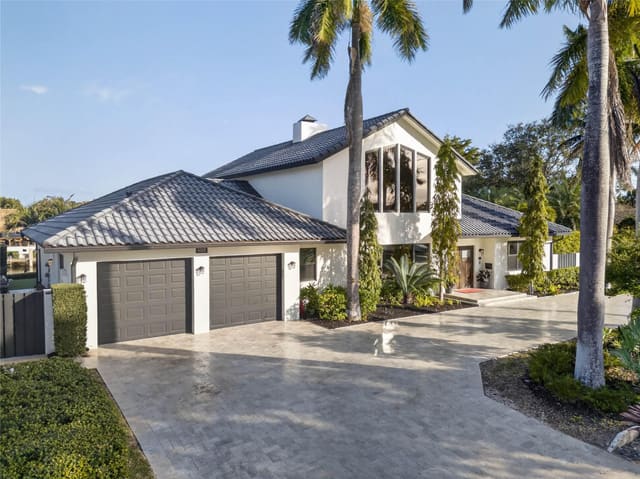 4000 NE 23rd Avenue, sold in Venetian Isles 2nd Sec, Lighthouse Point, FL