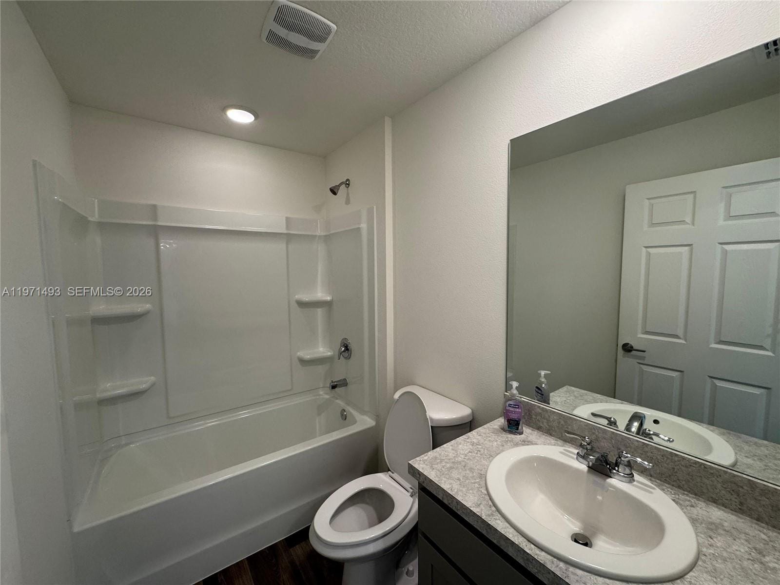314 SW Ray Avenue — photo 6