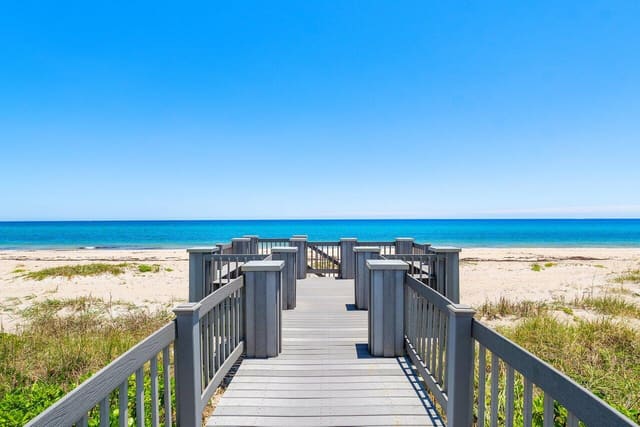 5900 Old Ocean Boulevard C6, Ocean Ridge, FL 33435