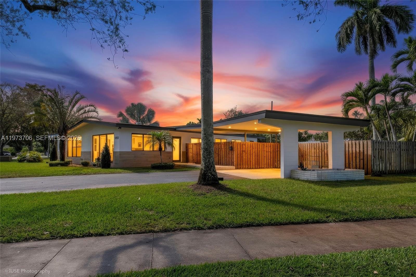 6260 Plantation Road, Plantation, FL 33317