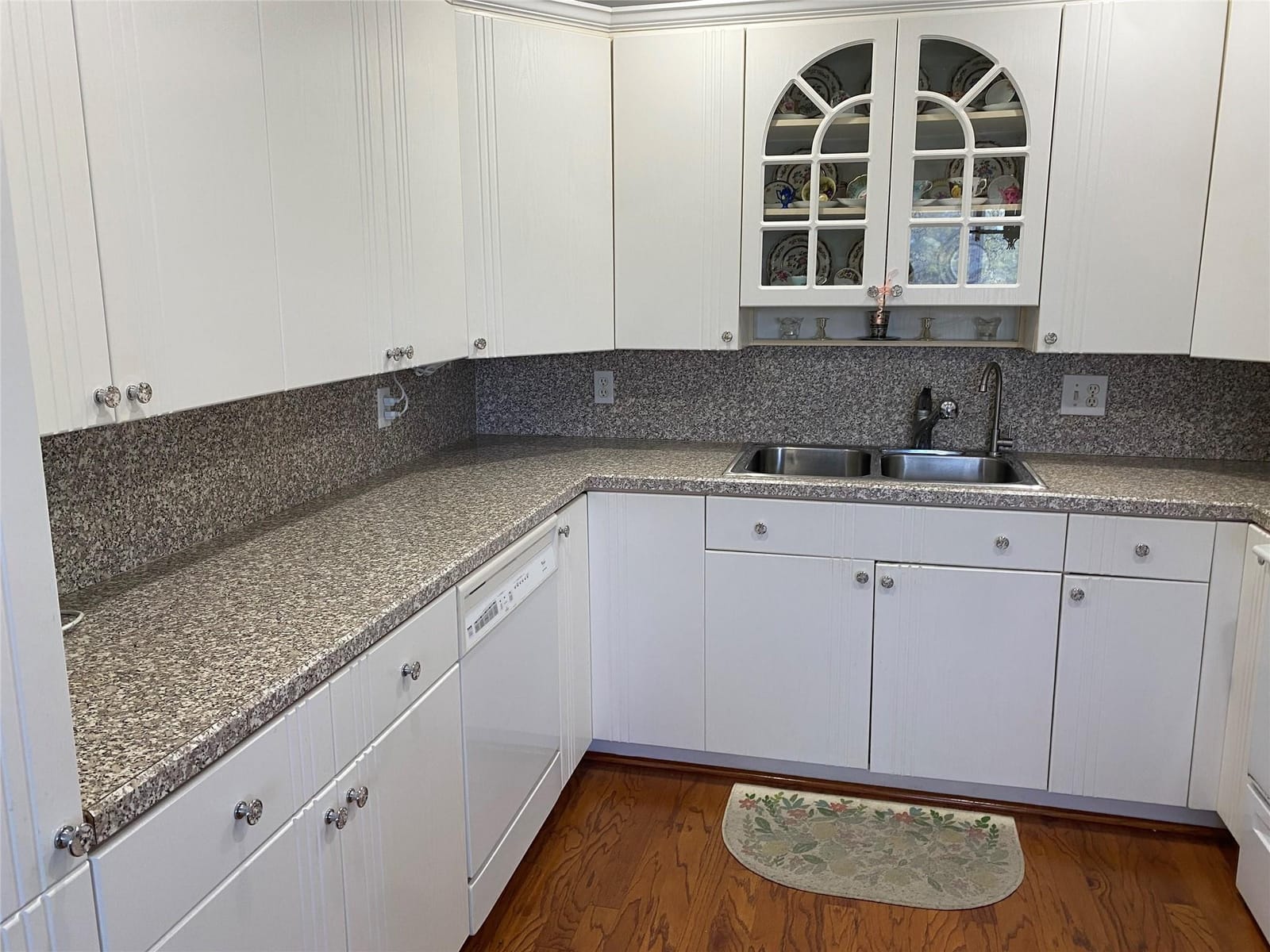 4011 Upminster J 4011 — photo 3