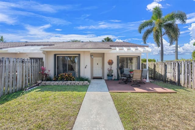 1064 E Lakes Drive, sold in The Lakes, Deerfield Beach, FL