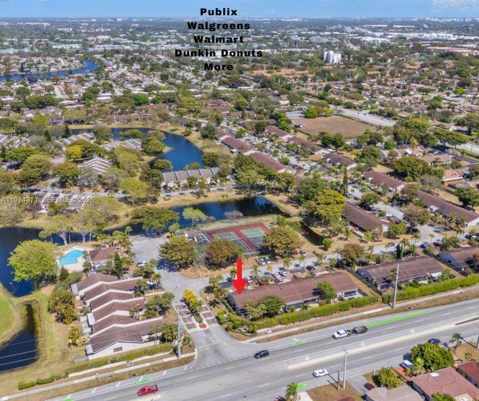 1064 E Lakes Drive, Deerfield Beach, FL 33064 photo 28
