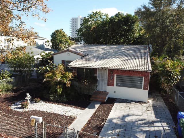 2750 SW 26th Street, sold in The Pines, Miami, FL
