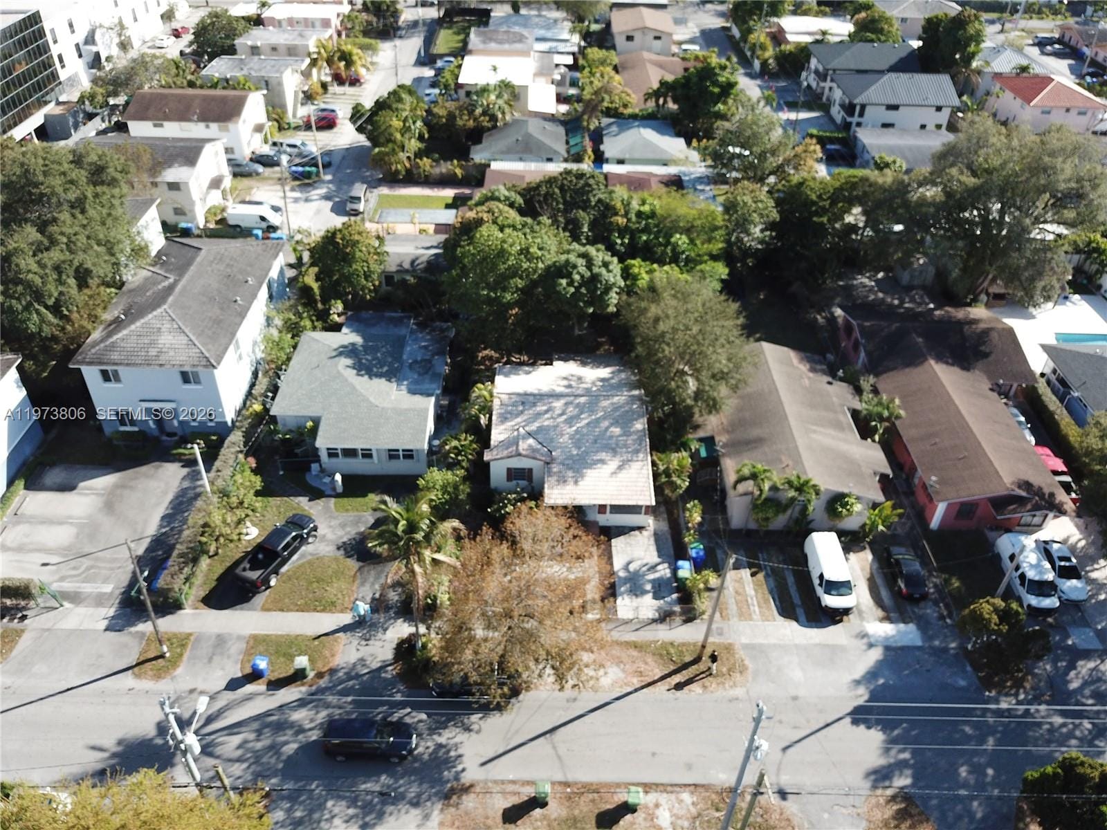 2750 SW 26th Street, Miami, FL 33133 photo 17