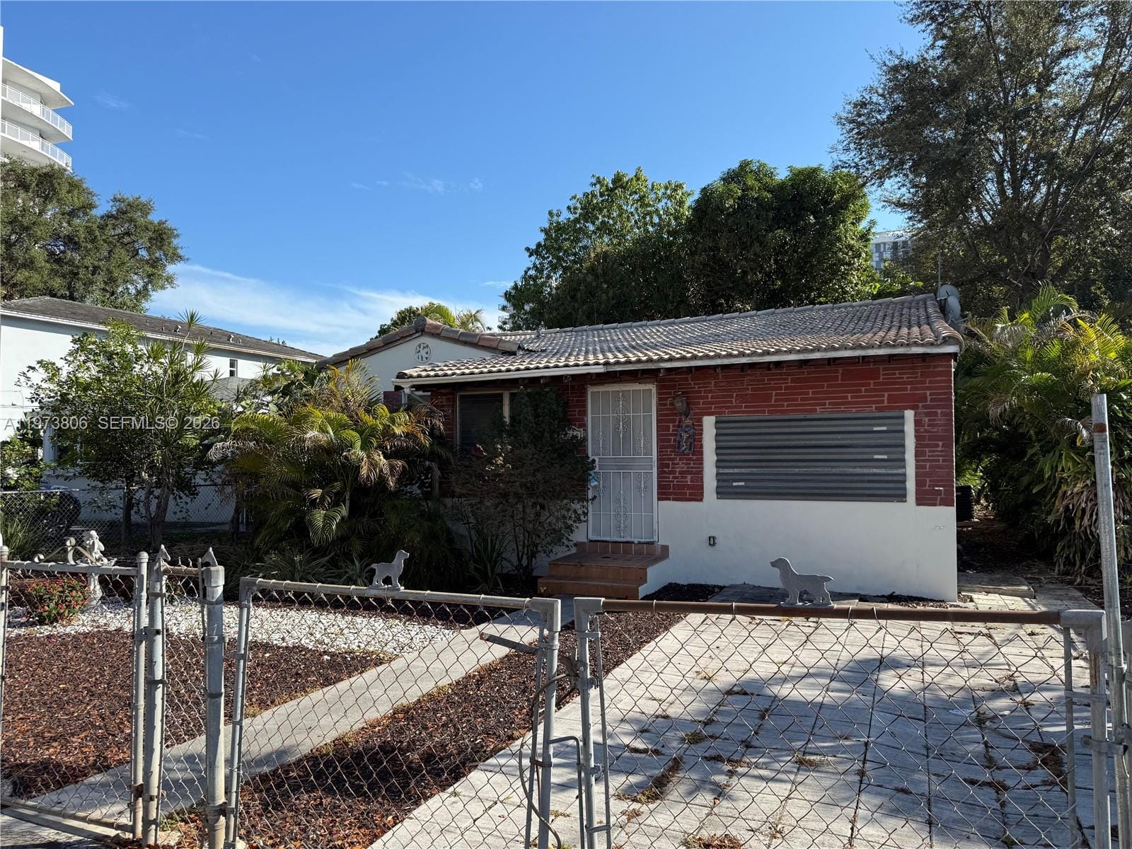 2750 SW 26th Street, Miami, FL 33133 photo 3