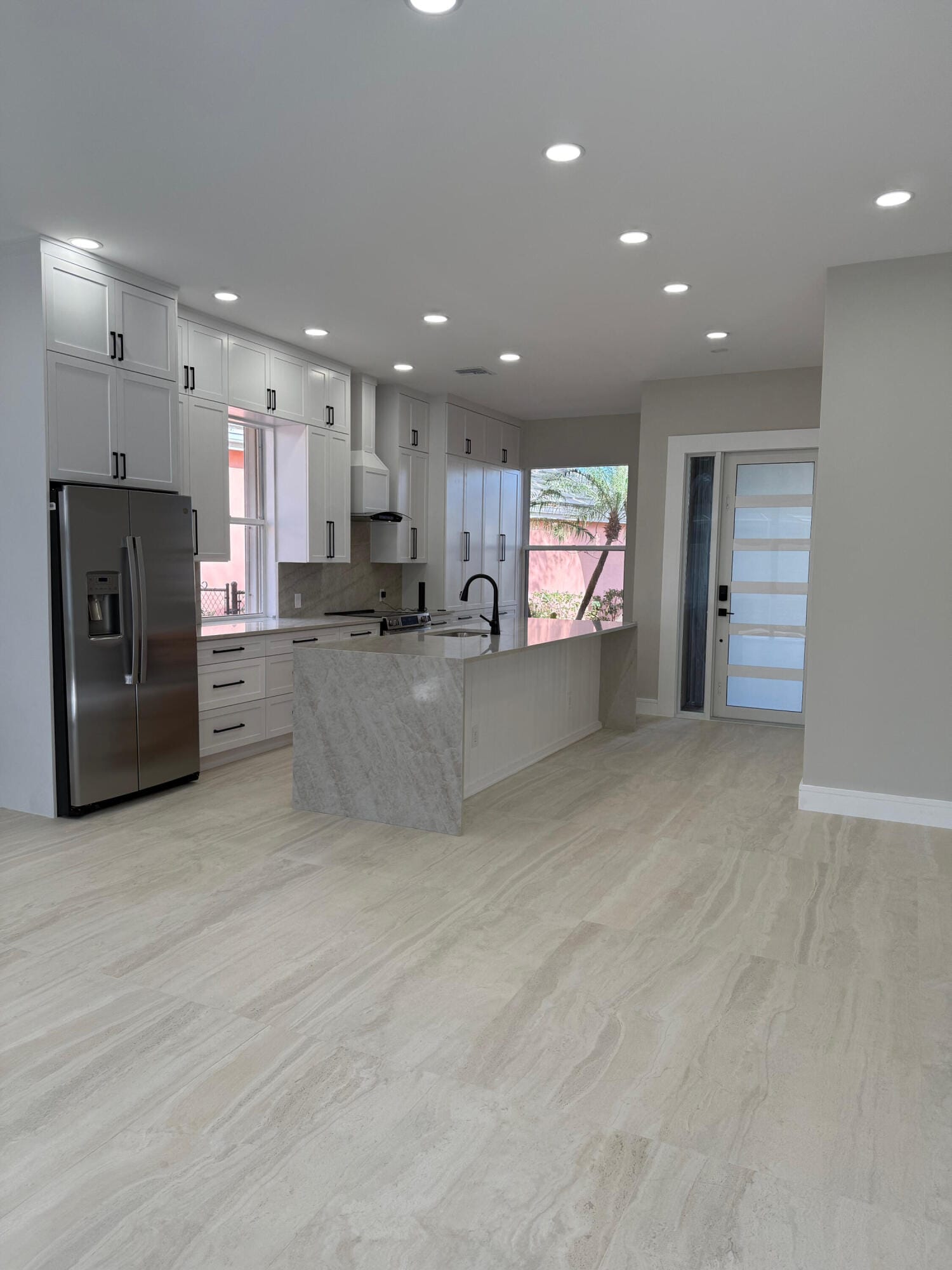 8676 Doverbrook Drive — photo 5