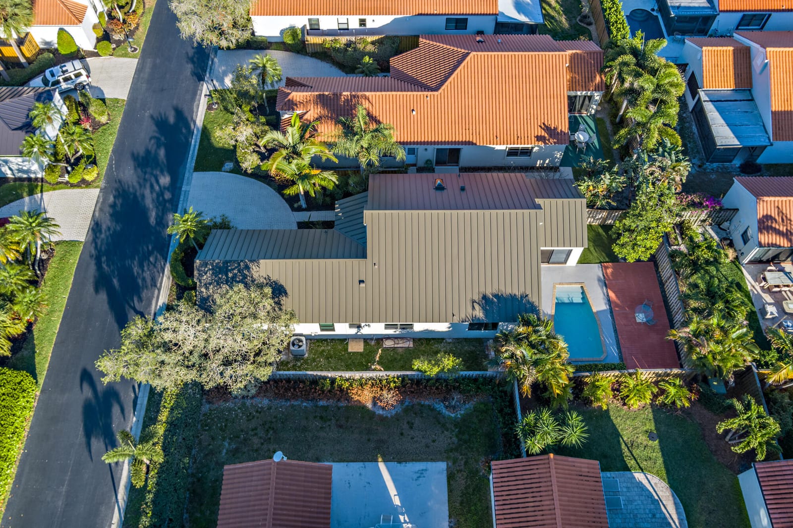 2690 Mikasa Drive, Palm Beach Gardens, FL 33410 photo 1