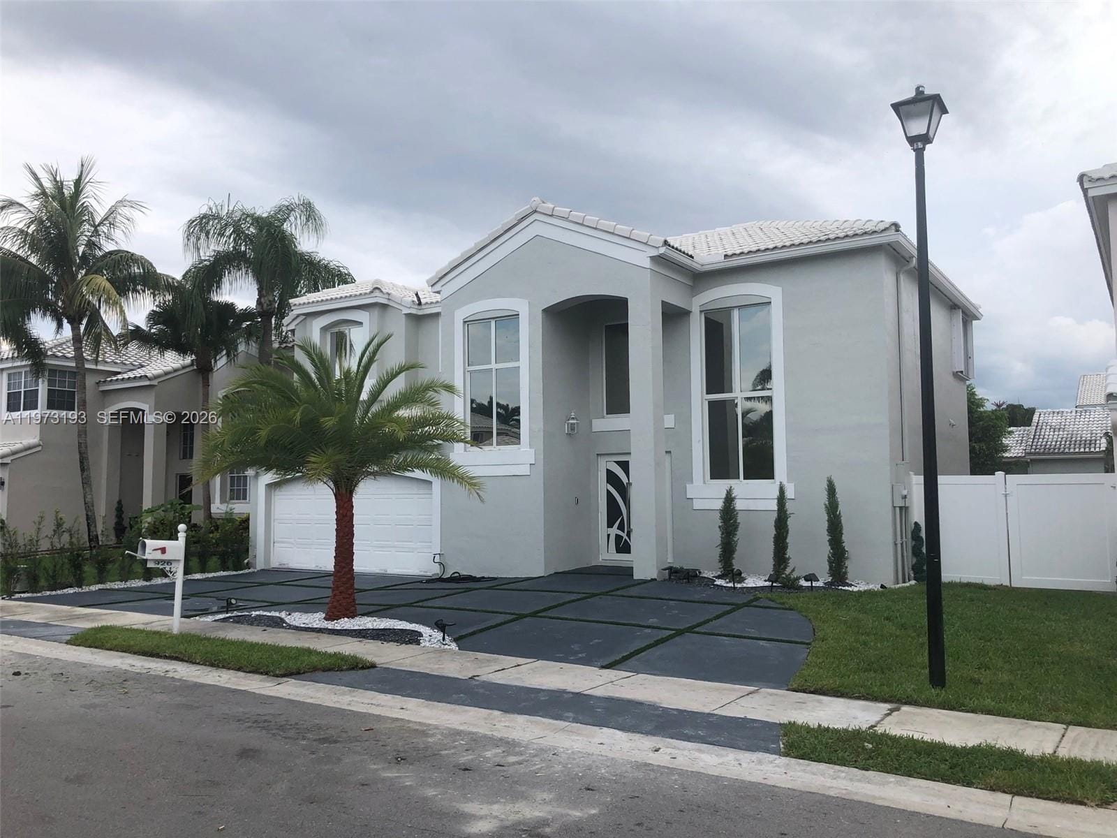 926 SW 102nd Terrace — photo 2