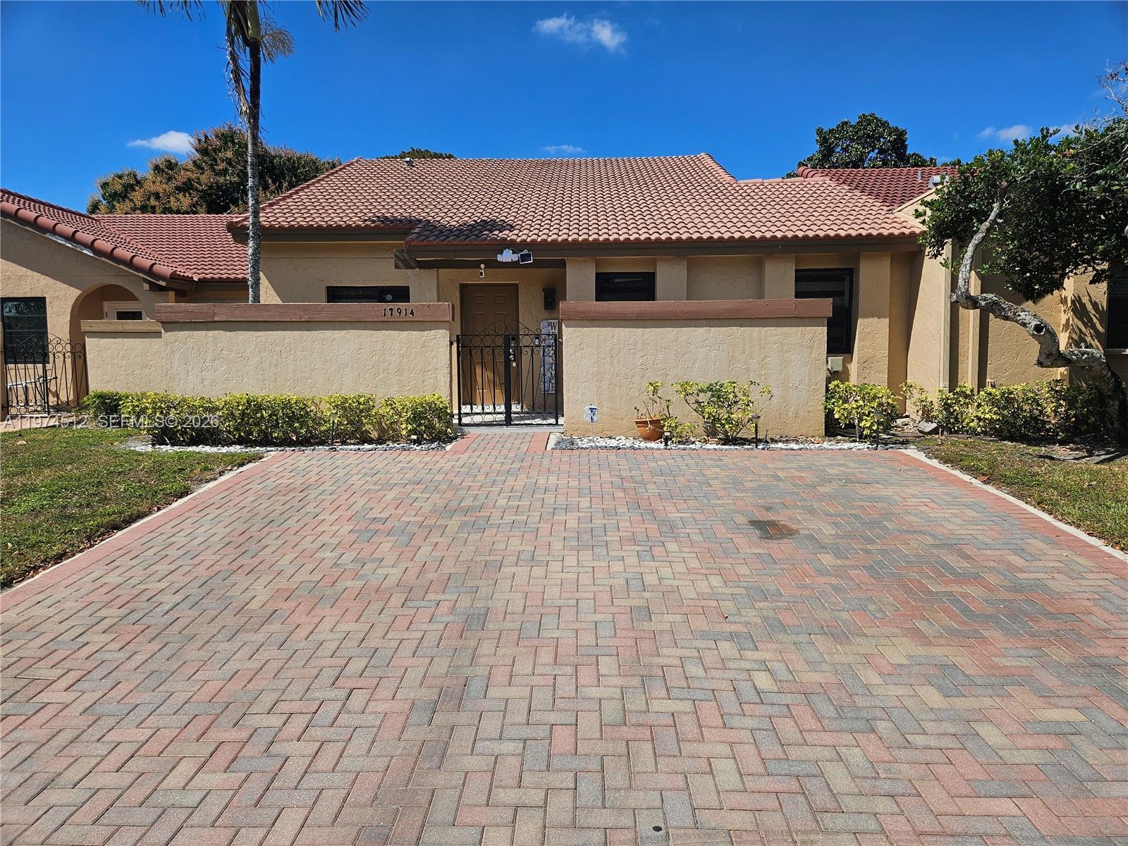 17914 NW 66th Ct Circle, Hialeah, FL 33015, Hialeah