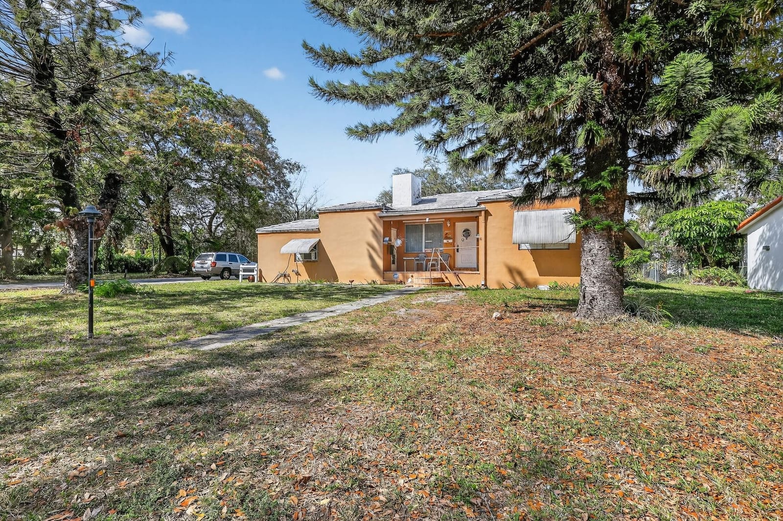 707 NE 113th Street, Biscayne Park, FL 33161 photo 2
