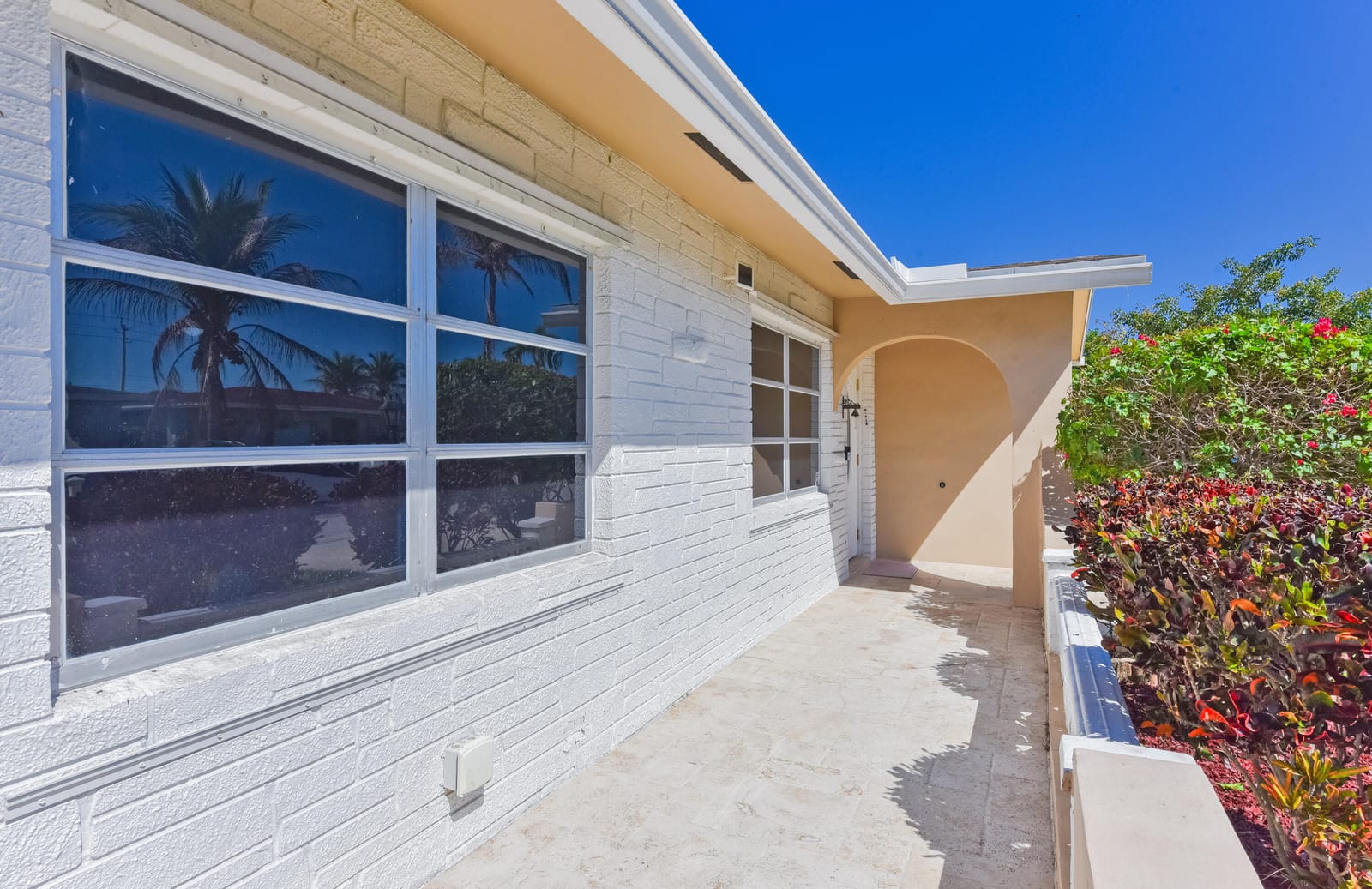 1281 NW 45th Court — photo 2