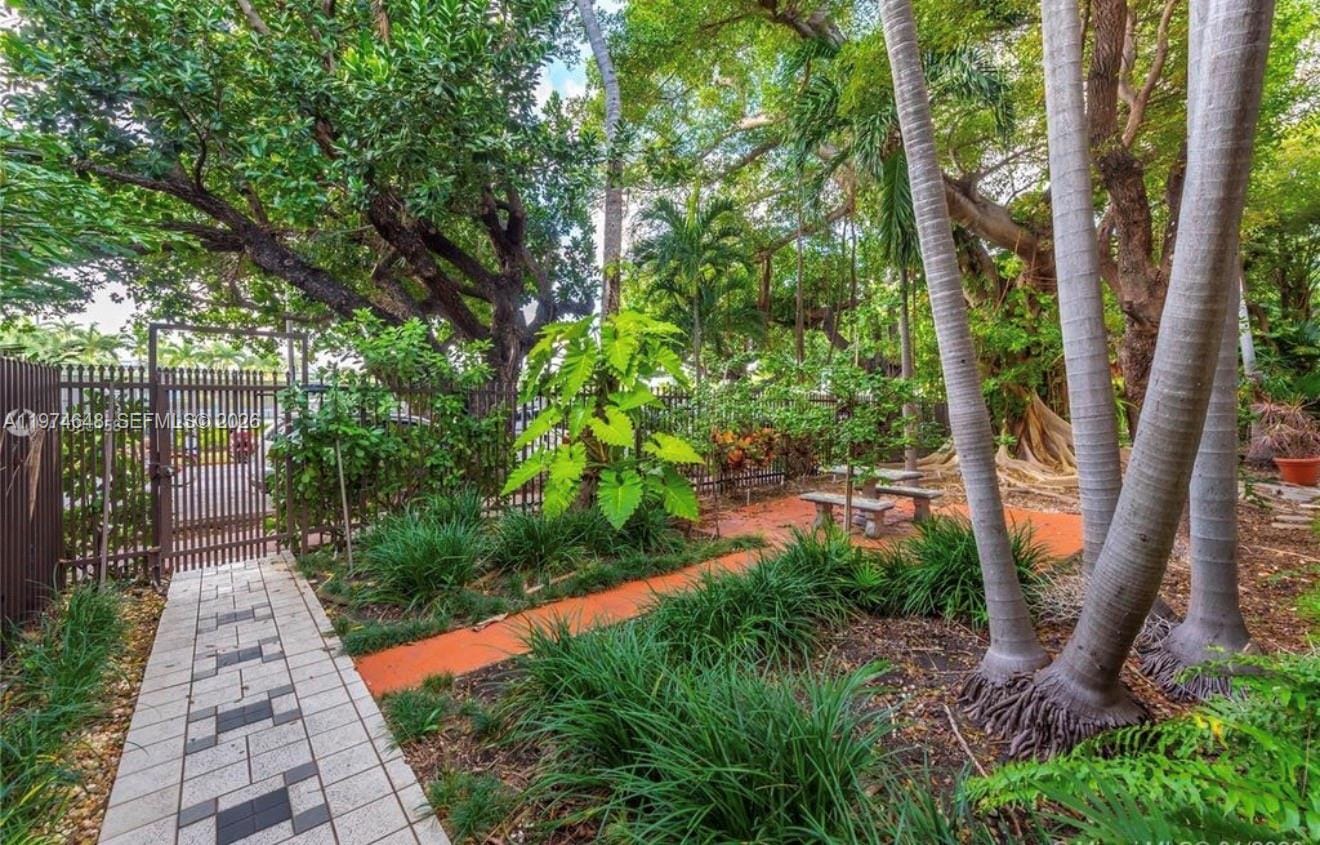 1135 Meridian Avenue 4, Miami Beach, FL 33139