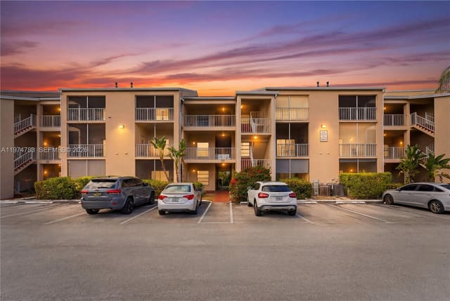 15325 SW 106th Terrace 627, sold in Hammocks Trails Condo, Miami, FL