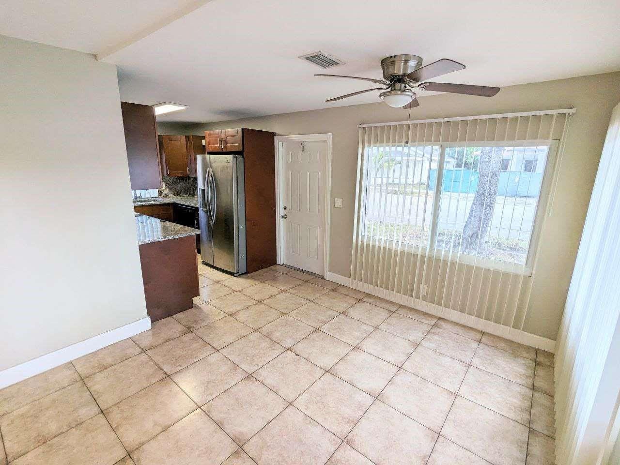 141 NW 10th Street — photo 5