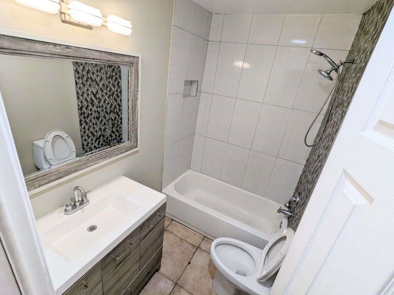 141 NW 10th Street — photo 9