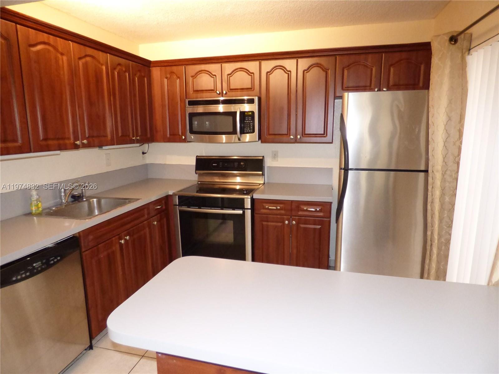 20140 NE 3rd Court 1, Miami, FL 33179 photo 3